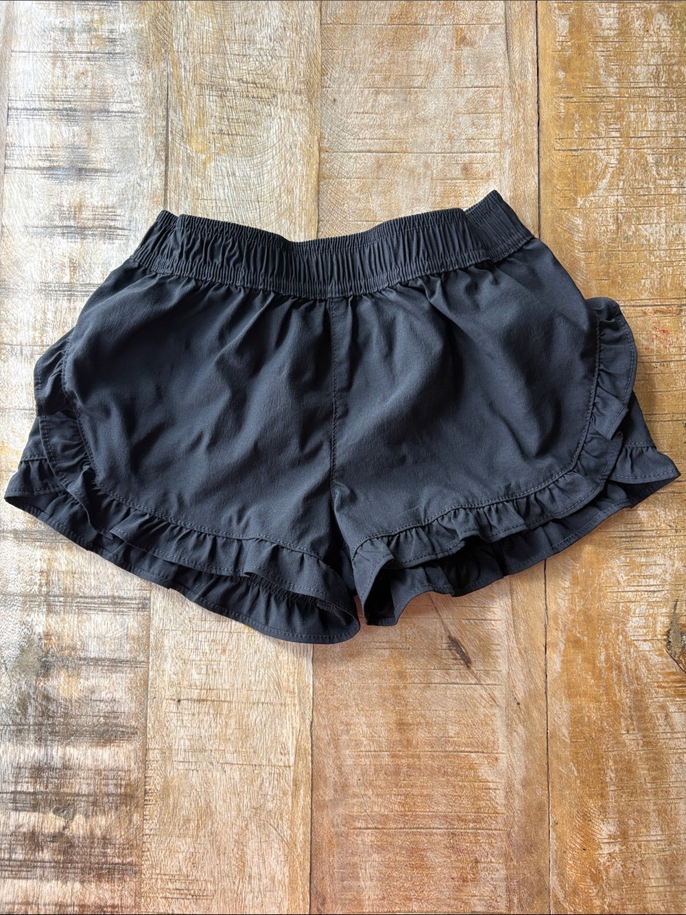 Crewcuts Black Ruffle Hem Shorts size 7
